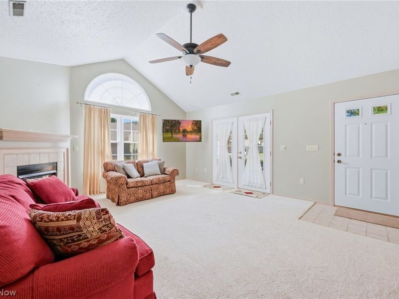 31 Parkside Circle, Unit 1, Canfield, OH 44406 Photo 7