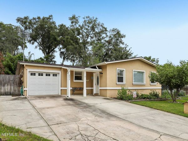 6053 HINELY Lane, Jacksonville, FL 32216