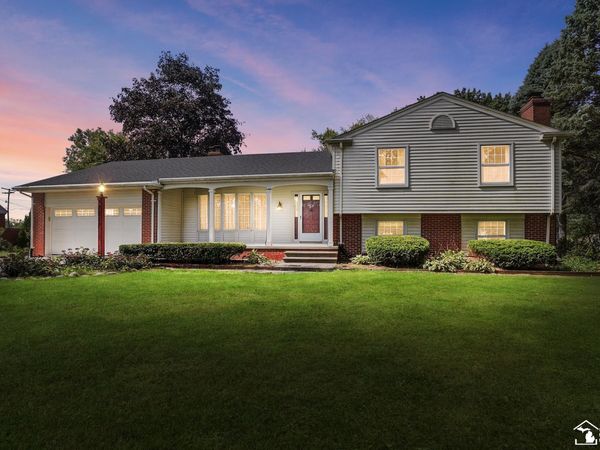 7817 Reinhardt Road, Monroe, MI 48162