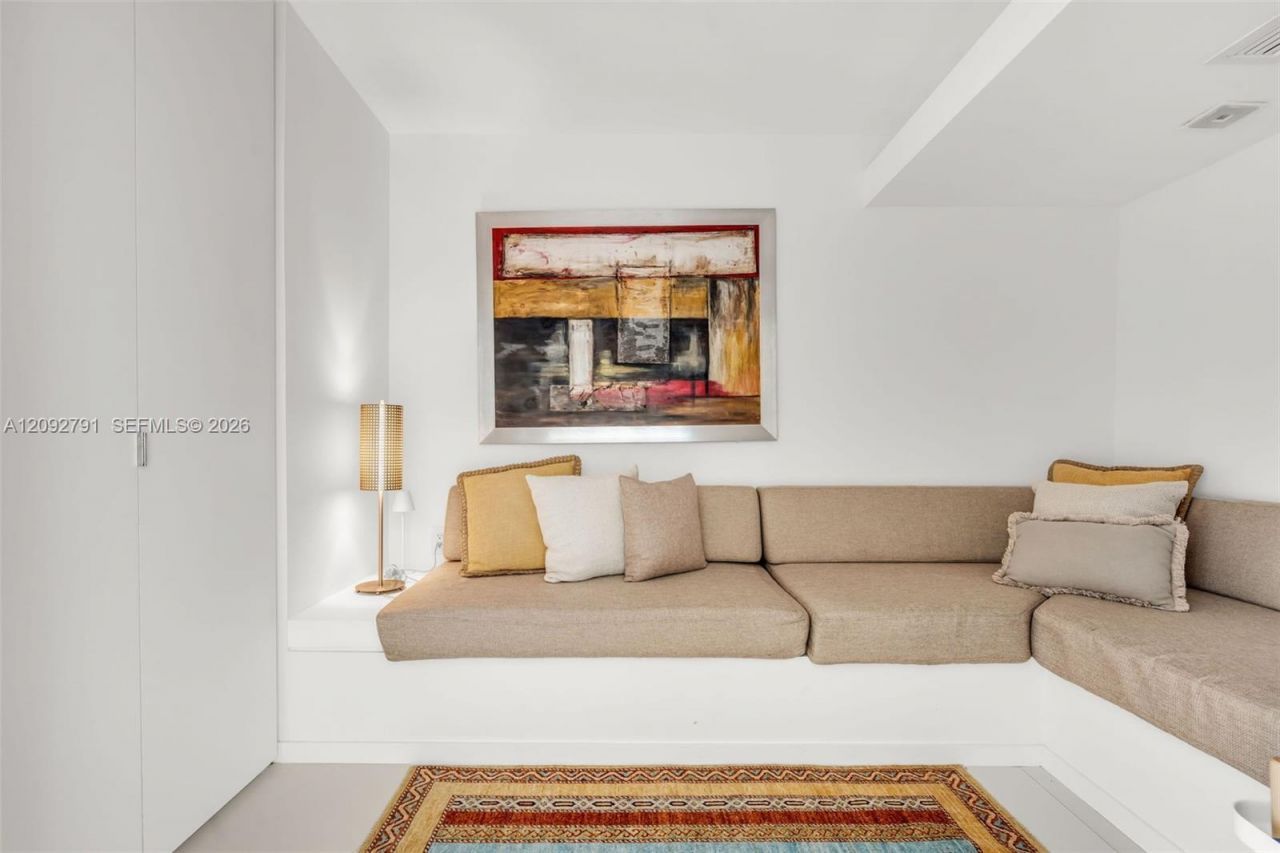 881 Ocean Dr , Unit 20E, Key Biscayne, FL 33149 Photo