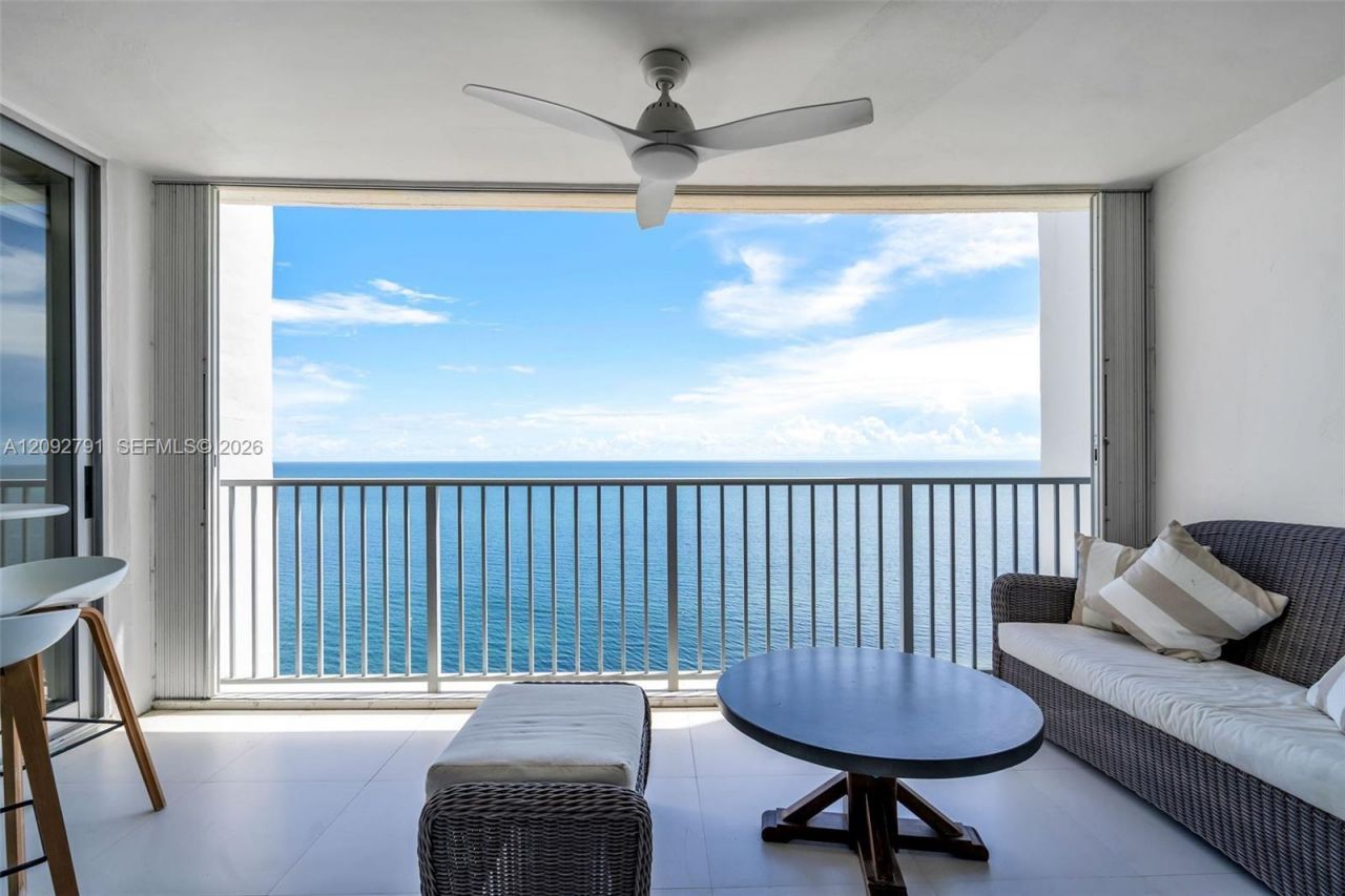 881 Ocean Dr , Unit 20E, Key Biscayne, FL 33149 Photo