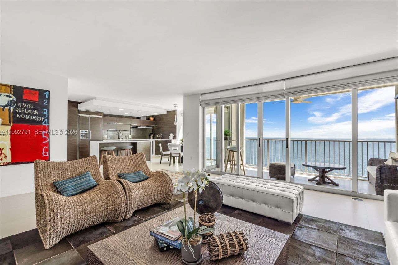 881 Ocean Dr , Unit 20E, Key Biscayne, FL 33149 Photo