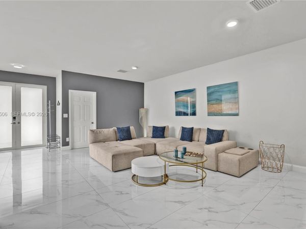 1968 NW 25th Ave , Unit #1970, Miami, FL 33125