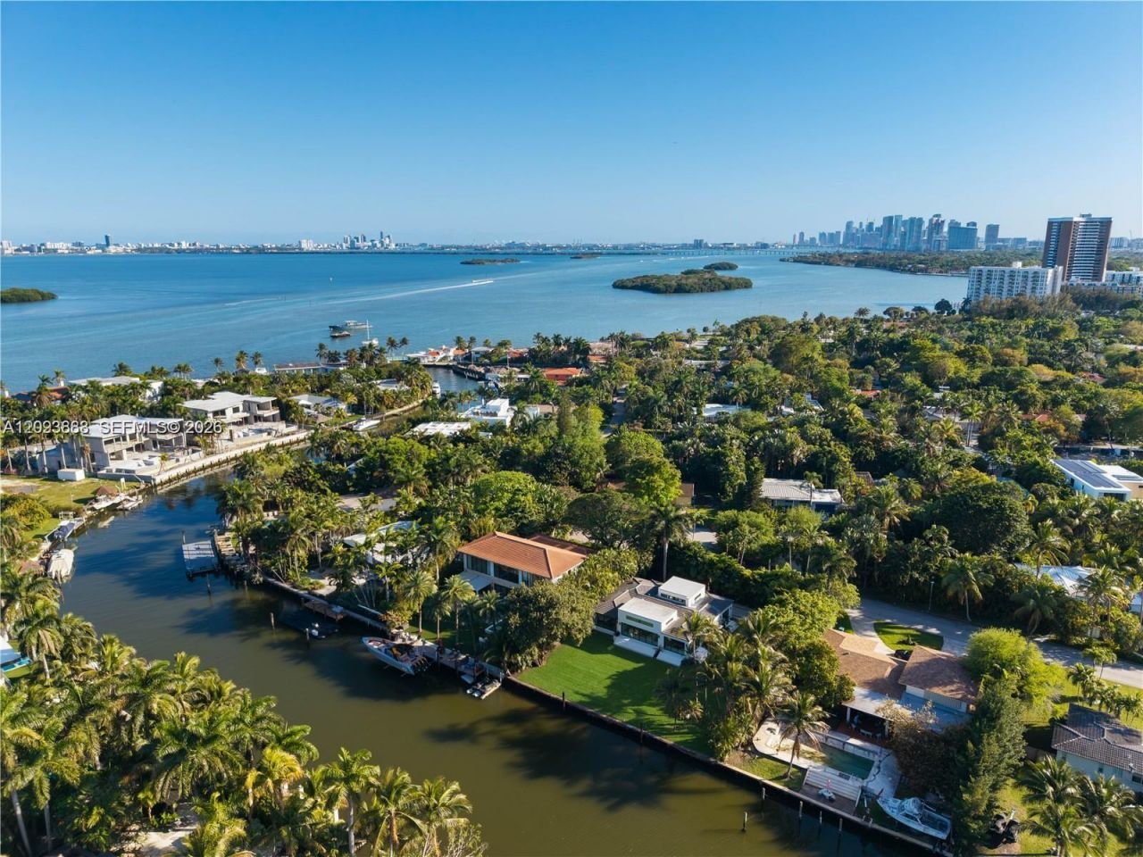 1025 Belle Meade Island Dr , Miami, FL 33138 Photo