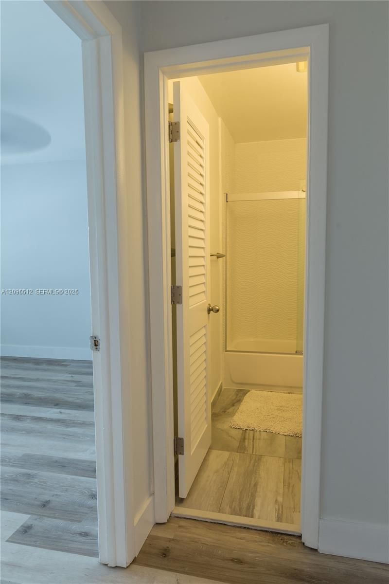 11140 SW 70th Ter, Miami, FL 33173 Photo