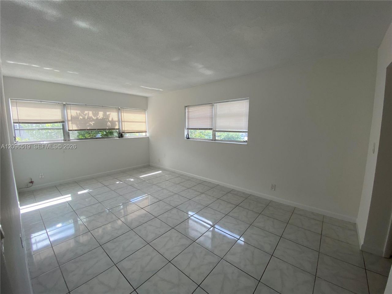 16701 NE 14th Ave , Unit 203, Miami, FL 33162 Photo