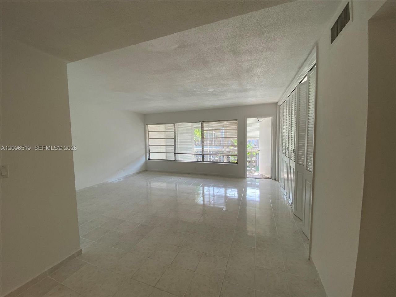 16701 NE 14th Ave , Unit 203, Miami, FL 33162 Photo