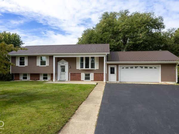 1975 W Crescent Drive, Crawfordsville, IN 47933