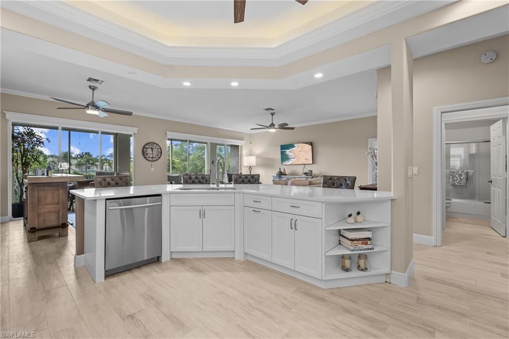 658 Vintage Reserve Cir S, Unit 7C, Naples, FL 34119 Photo