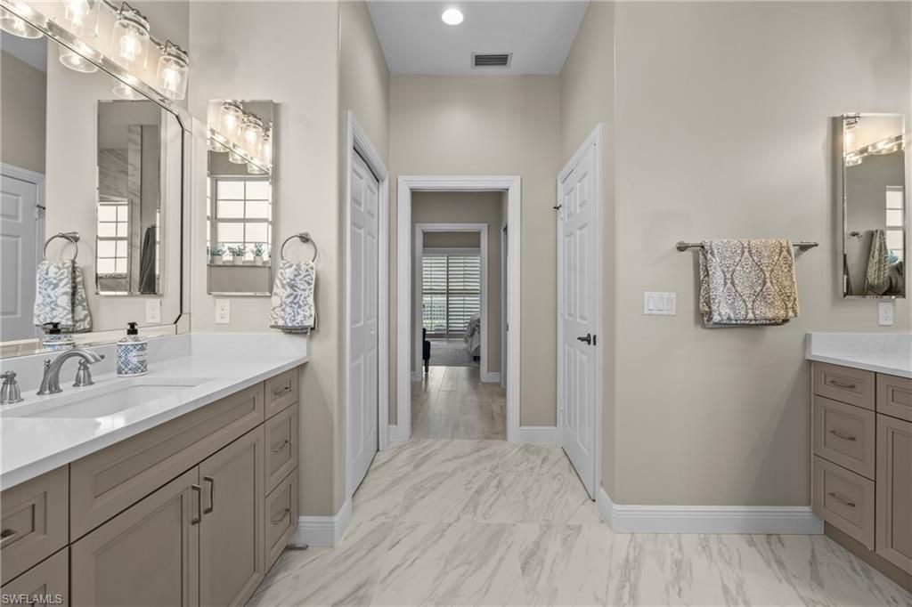 658 Vintage Reserve Cir S, Unit 7C, Naples, FL 34119 Photo