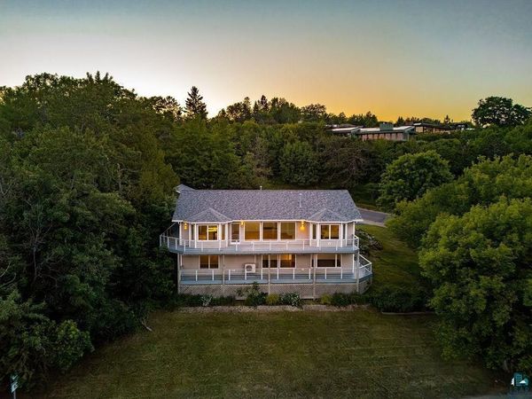 1002 Martha Street , Duluth, MN 55805