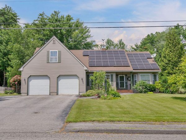 22 Wildwood Drive , Brunswick, ME 04011
