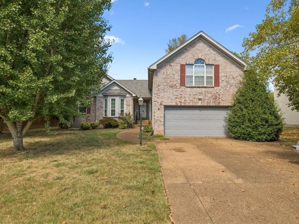 1401 Joe Pyron Dr , Madison, TN 37115