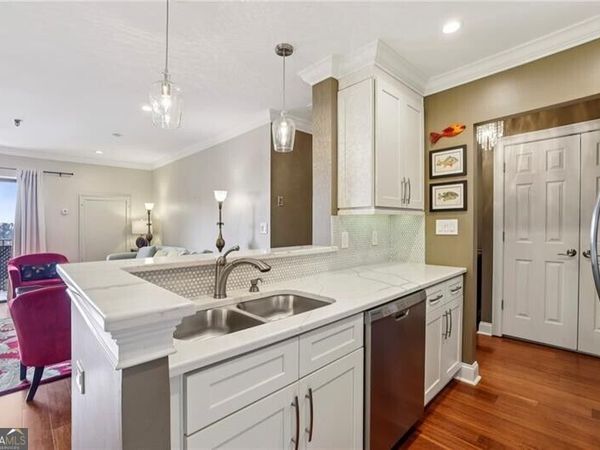 300 Johnson Ferry Road NE, Unit B804, Sandy Springs, GA 30328