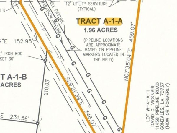 42455 Church Point Rd, Gonzales, LA 70737
