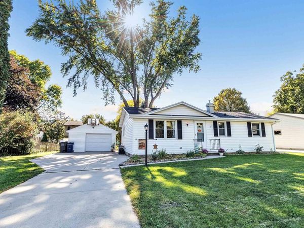 650 MEMORY AVENUE, Green Bay, WI 54301