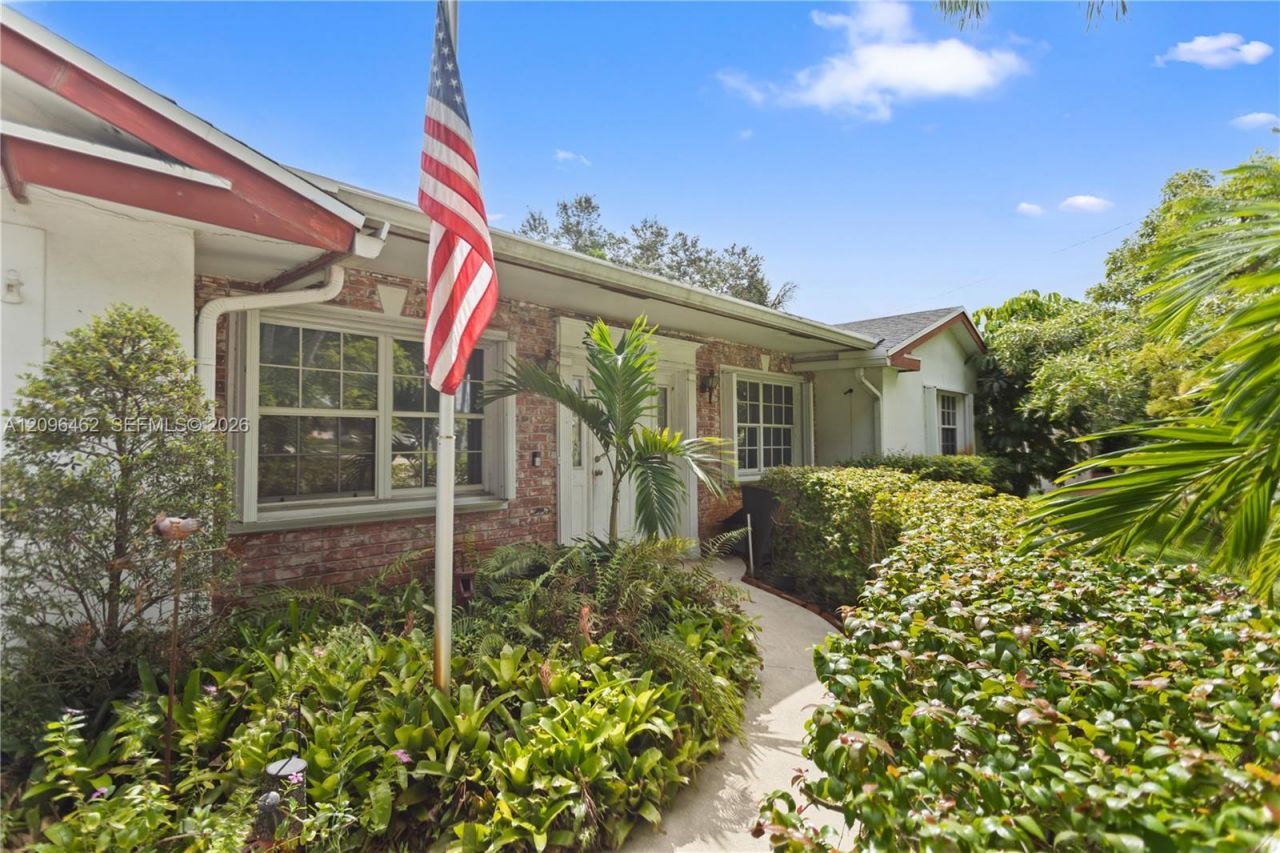 4899 NW 7th Dr, Plantation, FL 33317 Photo