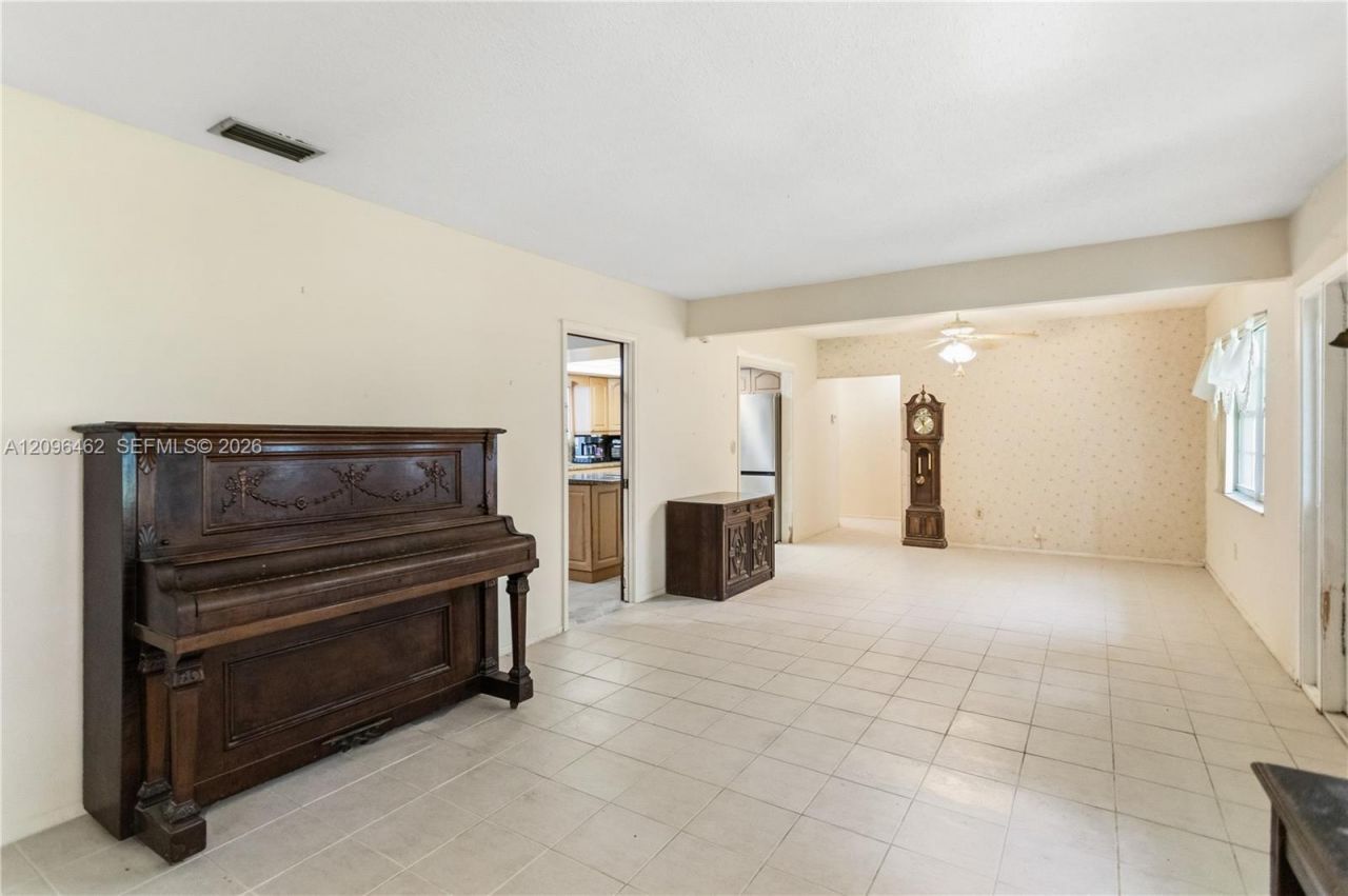 4899 NW 7th Dr, Plantation, FL 33317 Photo