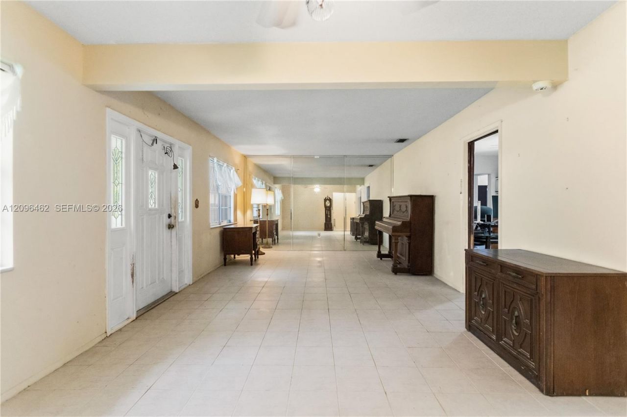 4899 NW 7th Dr, Plantation, FL 33317 Photo