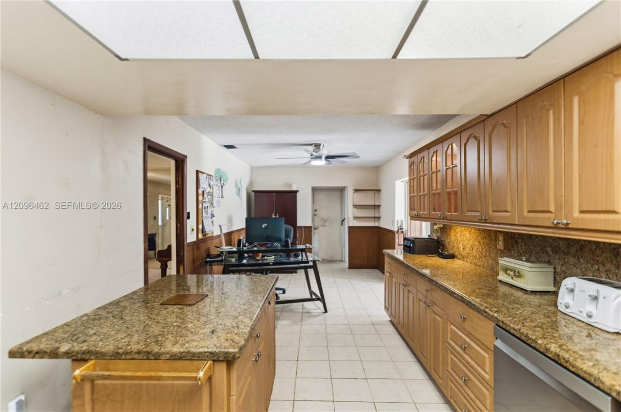 4899 NW 7th Dr, Plantation, FL 33317 Photo