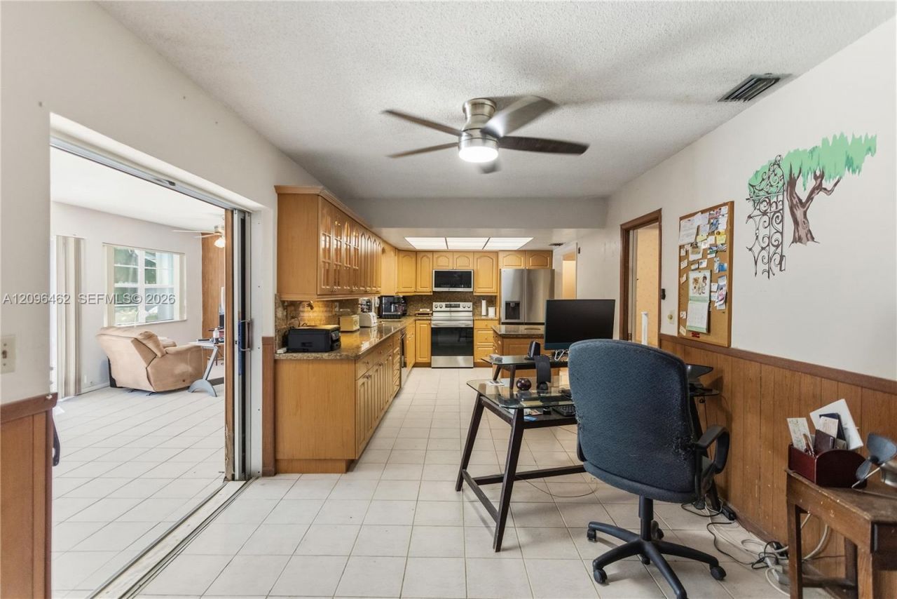 4899 NW 7th Dr, Plantation, FL 33317 Photo
