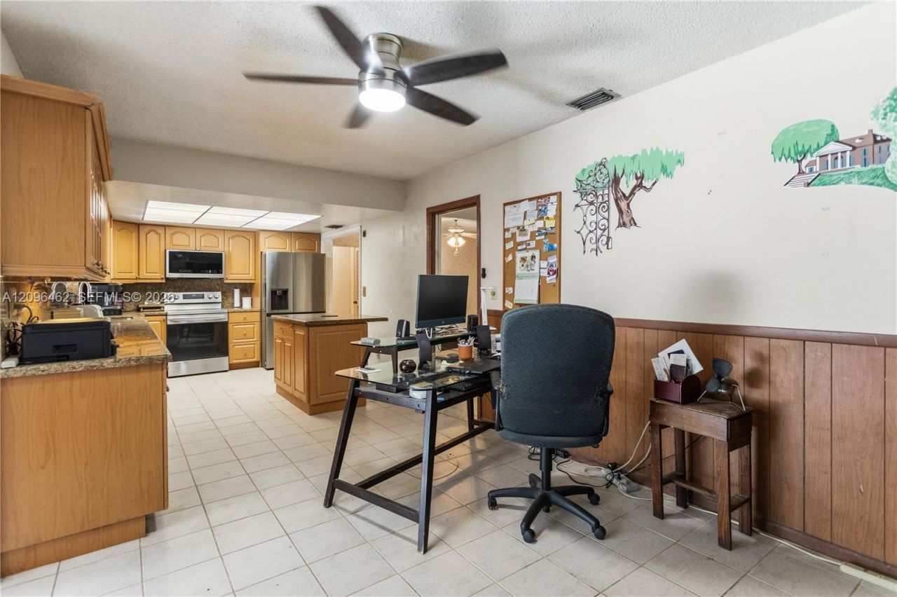 4899 NW 7th Dr, Plantation, FL 33317 Photo
