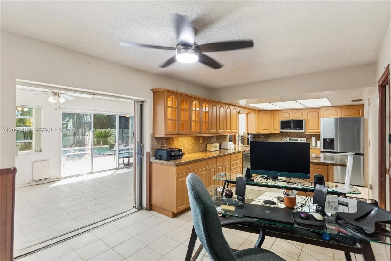 4899 NW 7th Dr, Plantation, FL 33317 Photo