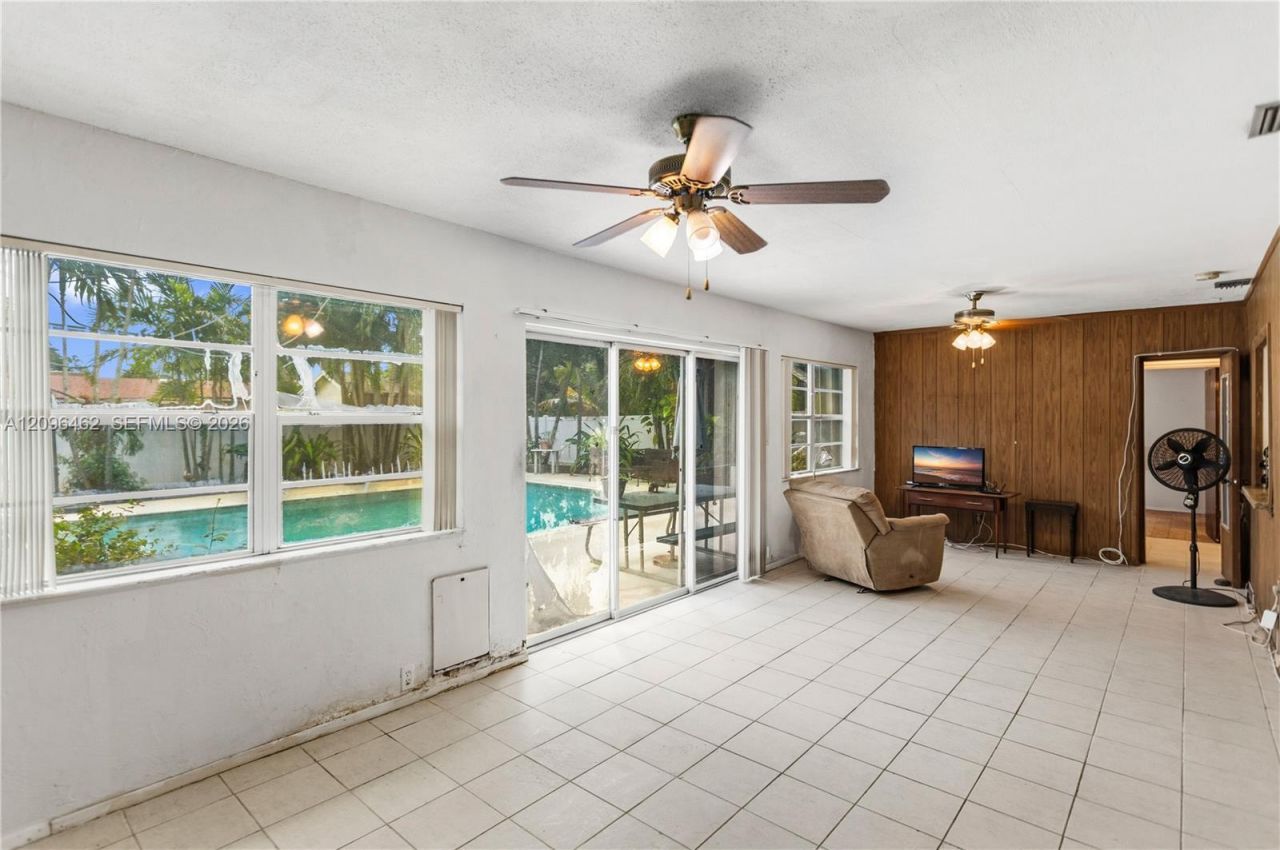 4899 NW 7th Dr, Plantation, FL 33317 Photo