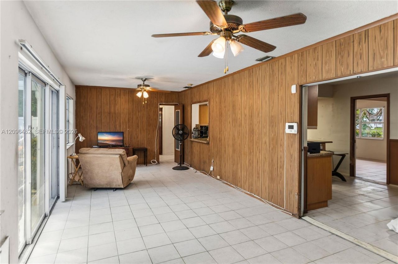 4899 NW 7th Dr, Plantation, FL 33317 Photo
