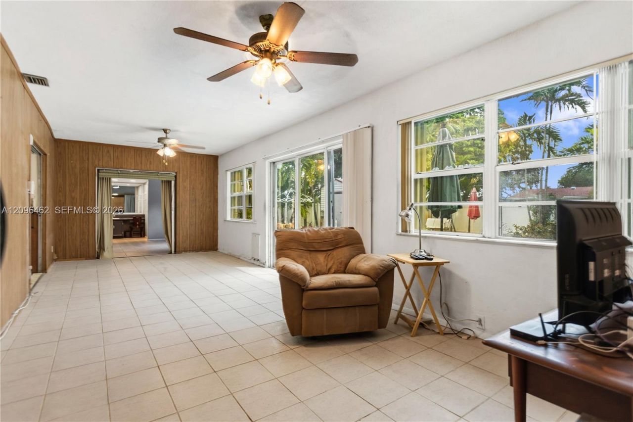 4899 NW 7th Dr, Plantation, FL 33317 Photo