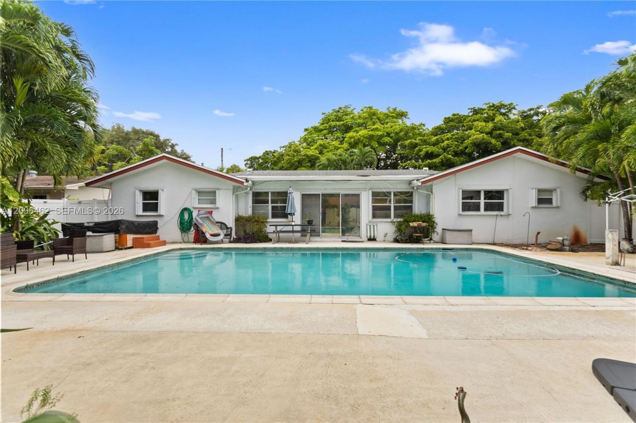 4899 NW 7th Dr, Plantation, FL 33317 Photo