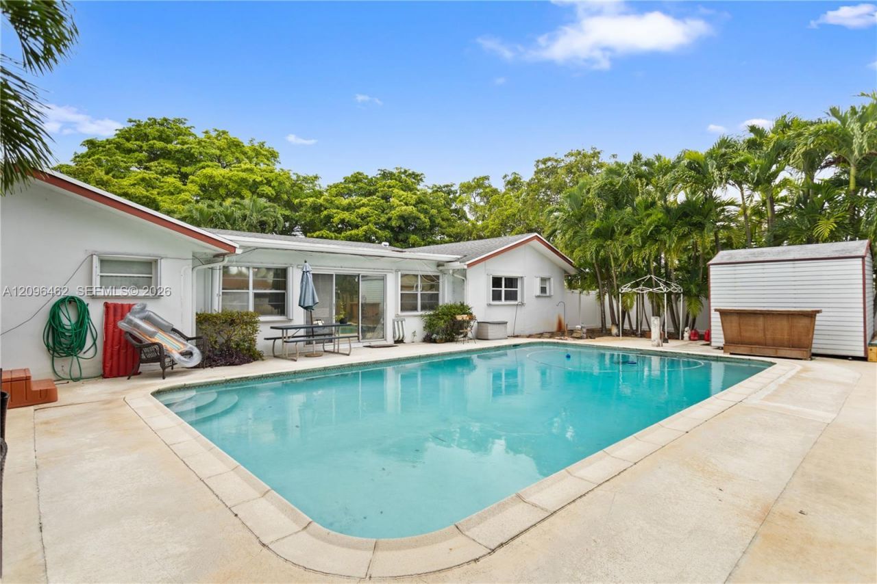 4899 NW 7th Dr, Plantation, FL 33317 Photo