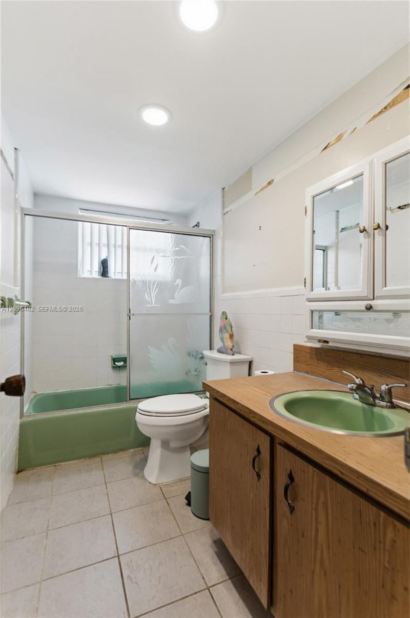 4899 NW 7th Dr, Plantation, FL 33317 Photo