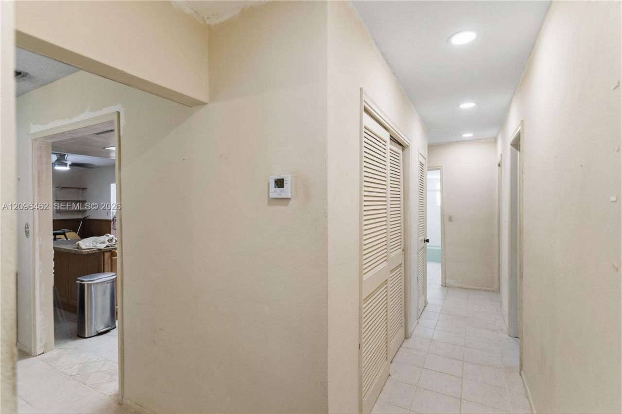 4899 NW 7th Dr, Plantation, FL 33317 Photo