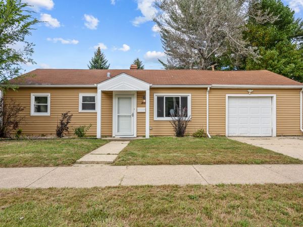 205 Hereford Drive , Steger, IL 60475