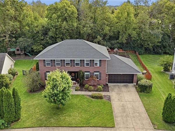 41 W Waterbury Drive, Springboro, OH 45066