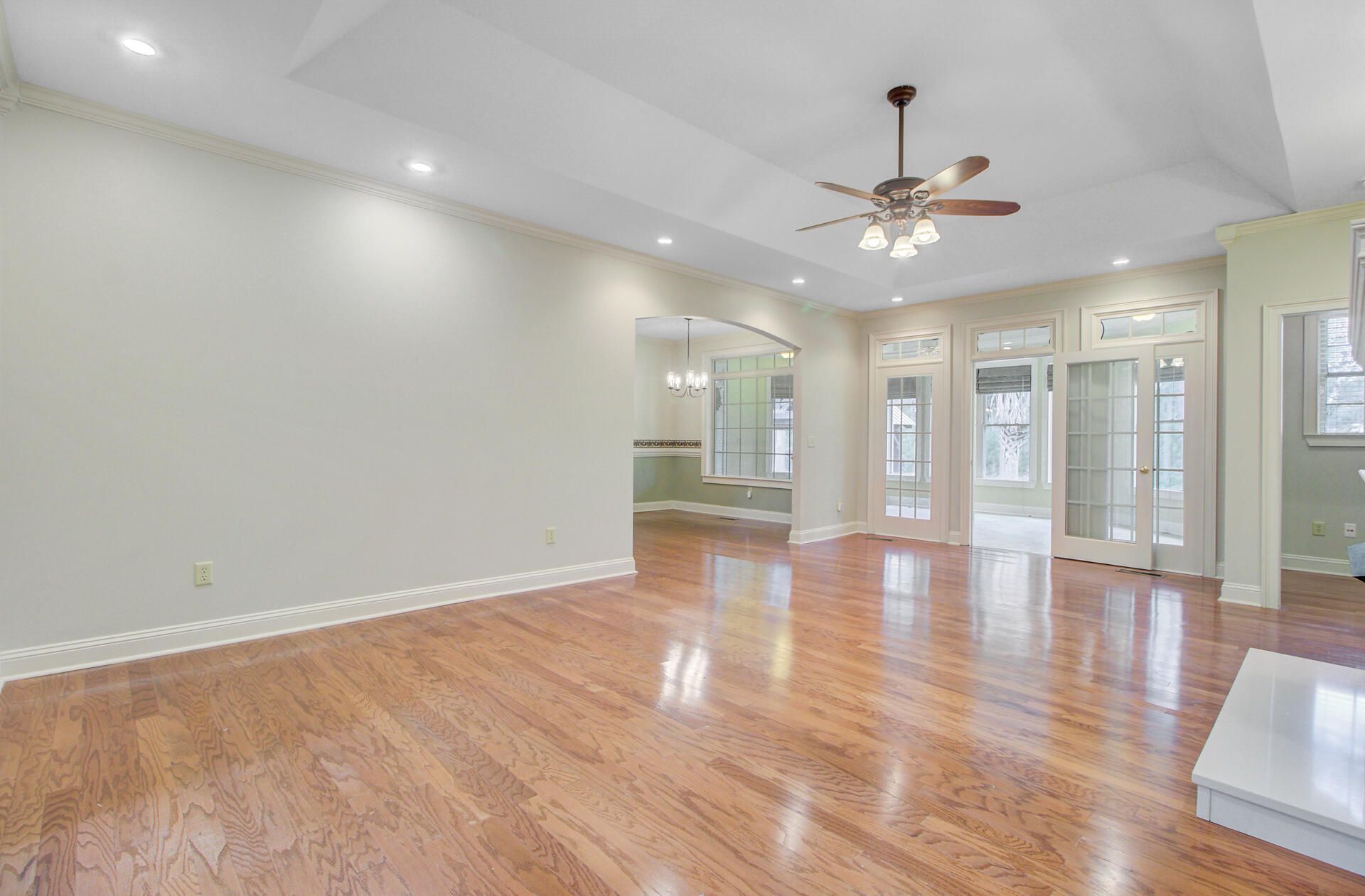 101 Fairway Court Photo 16