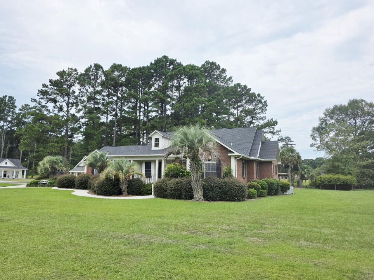 101 Fairway Court Photo 5