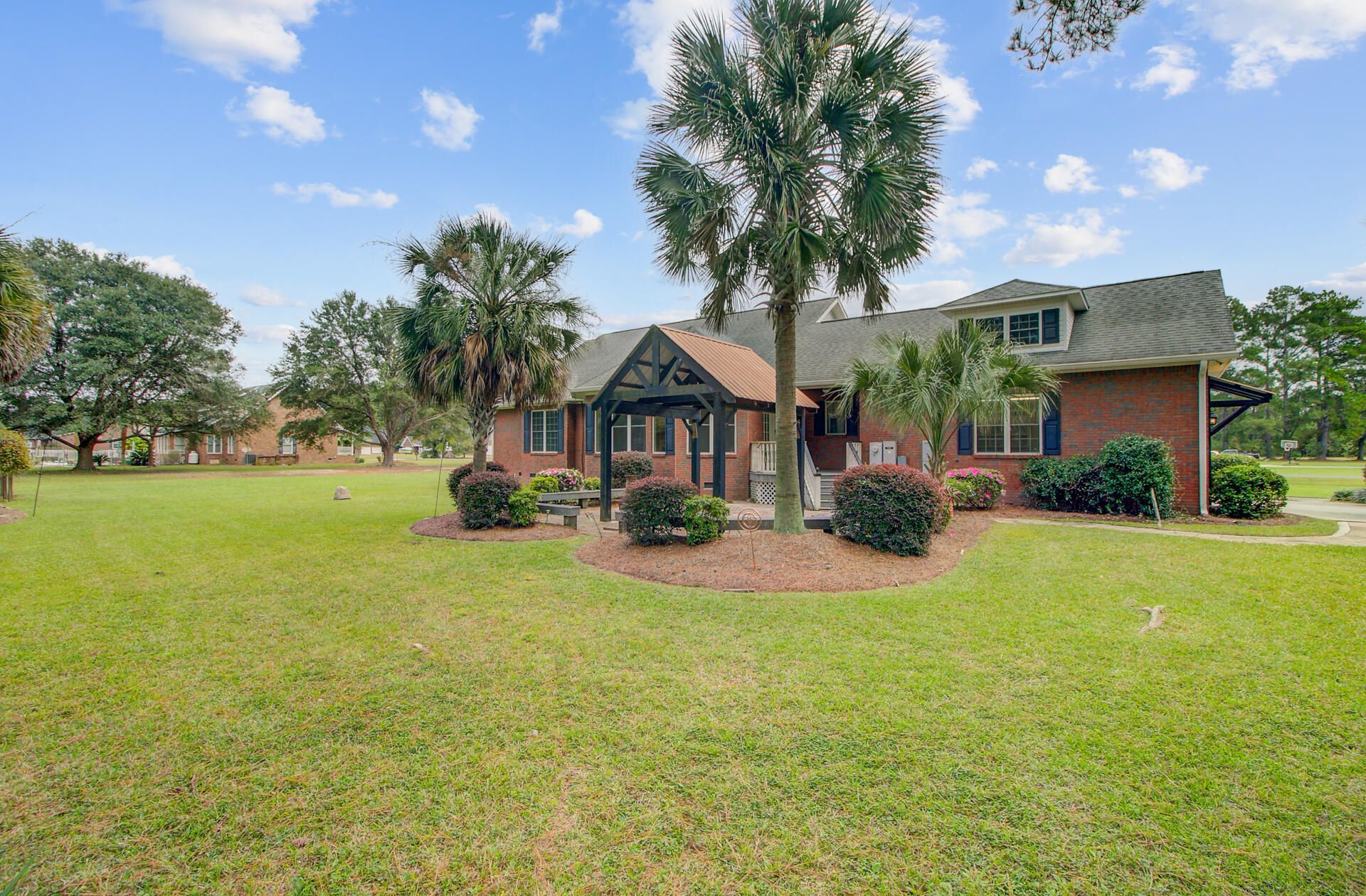 101 Fairway Court Photo 51