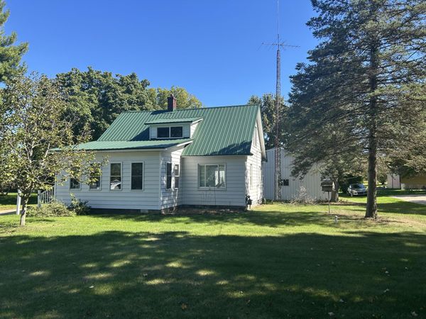 6144 S Fitzgerald Avenue, Fremont, MI 49412
