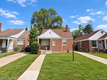 12054 Ashton Avenue, Detroit, Mi 48228