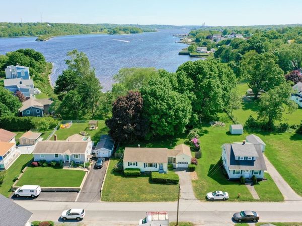 113 Old Colony Avenue, Somerset, MA 02726