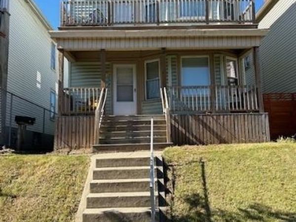 2929 S 9th Place, Milwaukee, WI 53215
