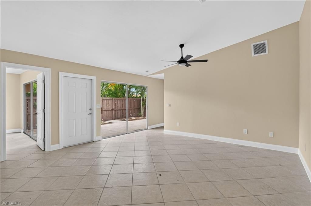 6305 Royal Woods Dr, Fort Myers, FL 33908 Photo