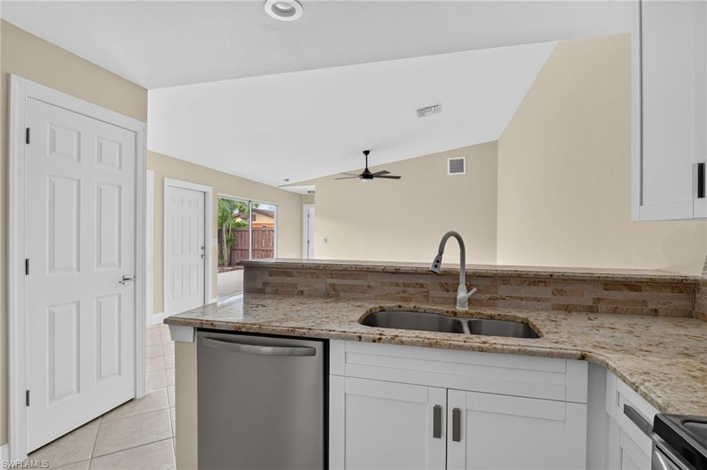 6305 Royal Woods Dr, Fort Myers, FL 33908 Photo
