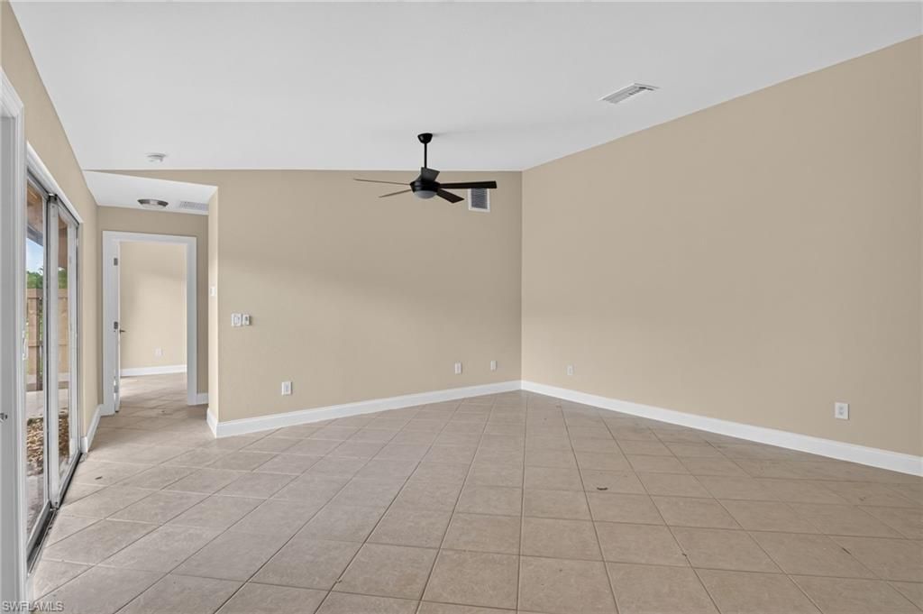 6305 Royal Woods Dr, Fort Myers, FL 33908 Photo