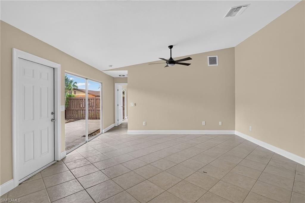 6305 Royal Woods Dr, Fort Myers, FL 33908 Photo