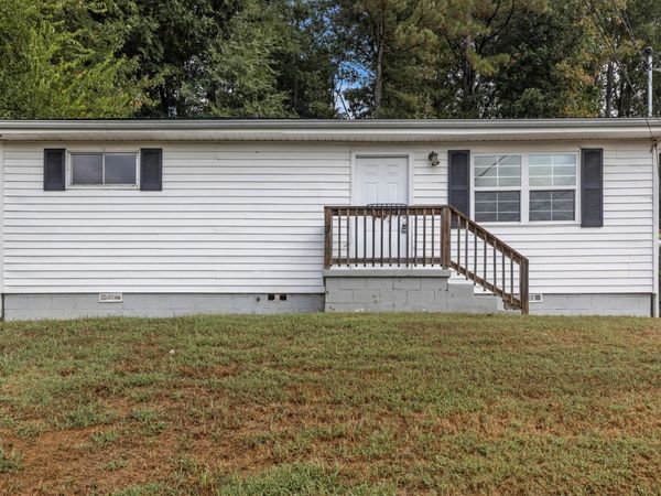 338 Mcafee Road , Rossville, GA 30741