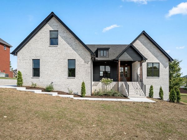 135 Pin Oak Dr , Woodbury, TN 37190