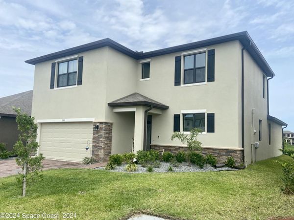 309 Wiregrass Avenue W , West Melbourne, FL 32904